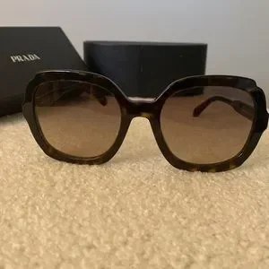 Prada | Accessories | Prada 52mm Geometric Sunglasses Brown  display picture 2